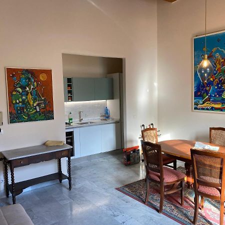 Renovated Apartment With 3 Bedrooms In An Historic Palazzo Between Port And Old Town Ливорно Экстерьер фото
