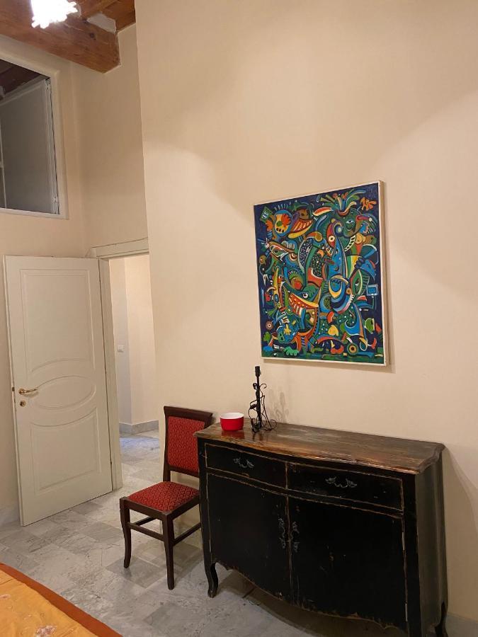Renovated Apartment With 3 Bedrooms In An Historic Palazzo Between Port And Old Town Ливорно Экстерьер фото