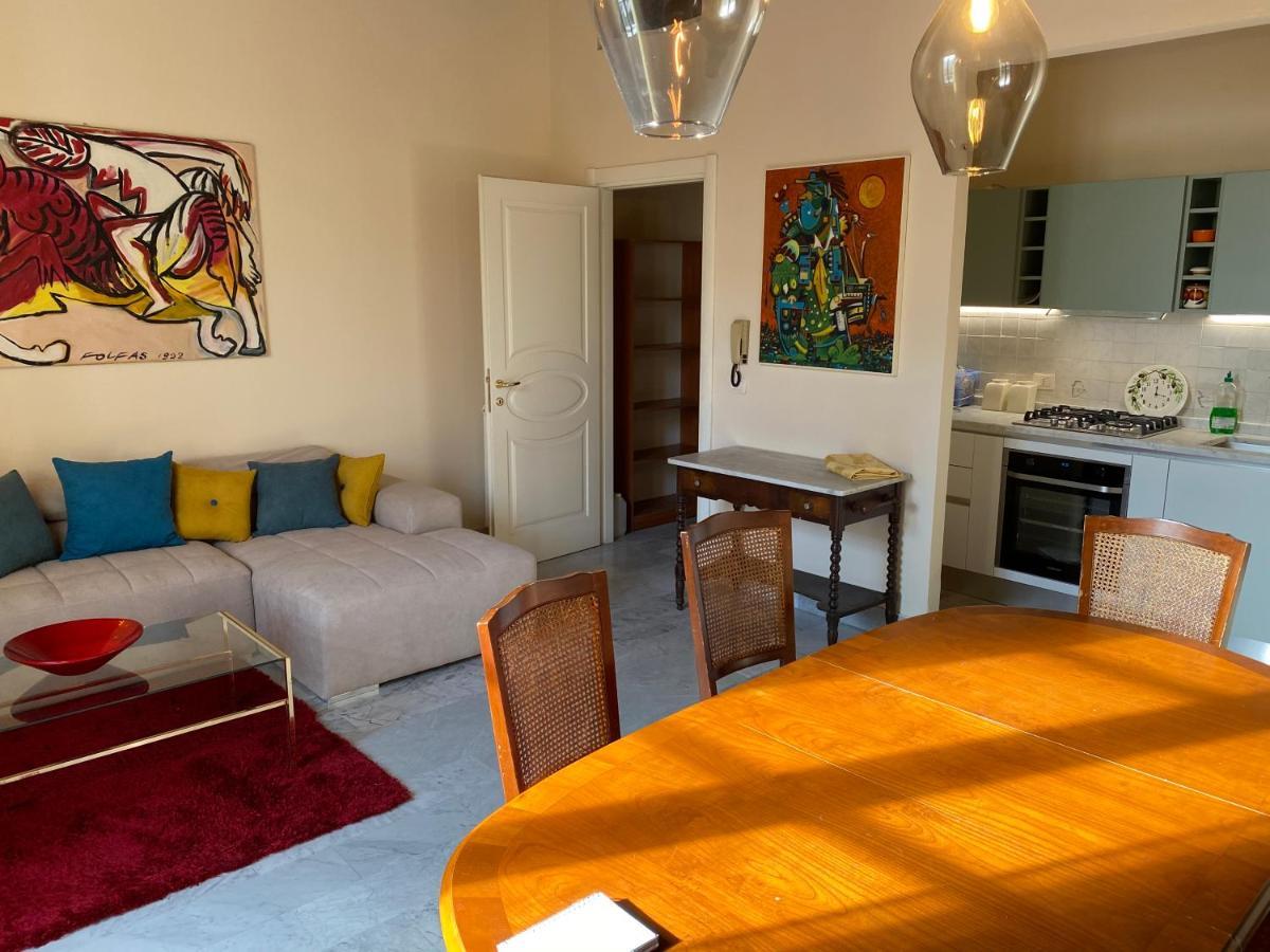 Renovated Apartment With 3 Bedrooms In An Historic Palazzo Between Port And Old Town Ливорно Экстерьер фото